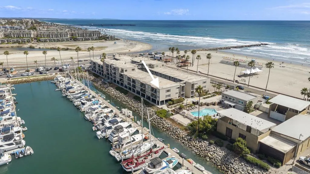1202 N Pacific Street Unit 301b