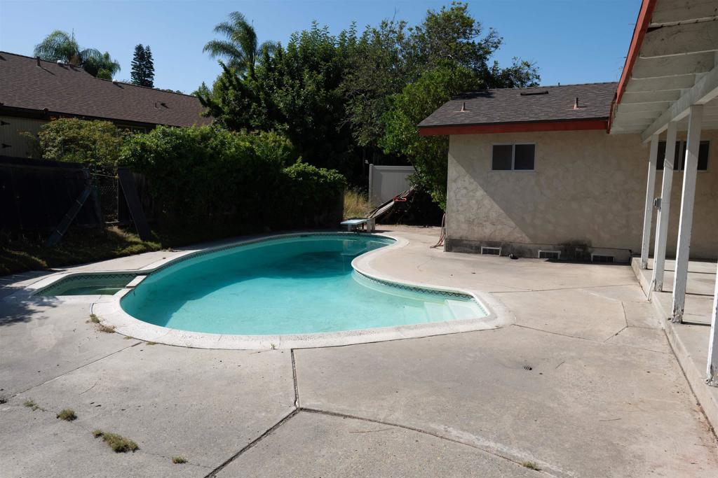 7751 Golfcrest Drive