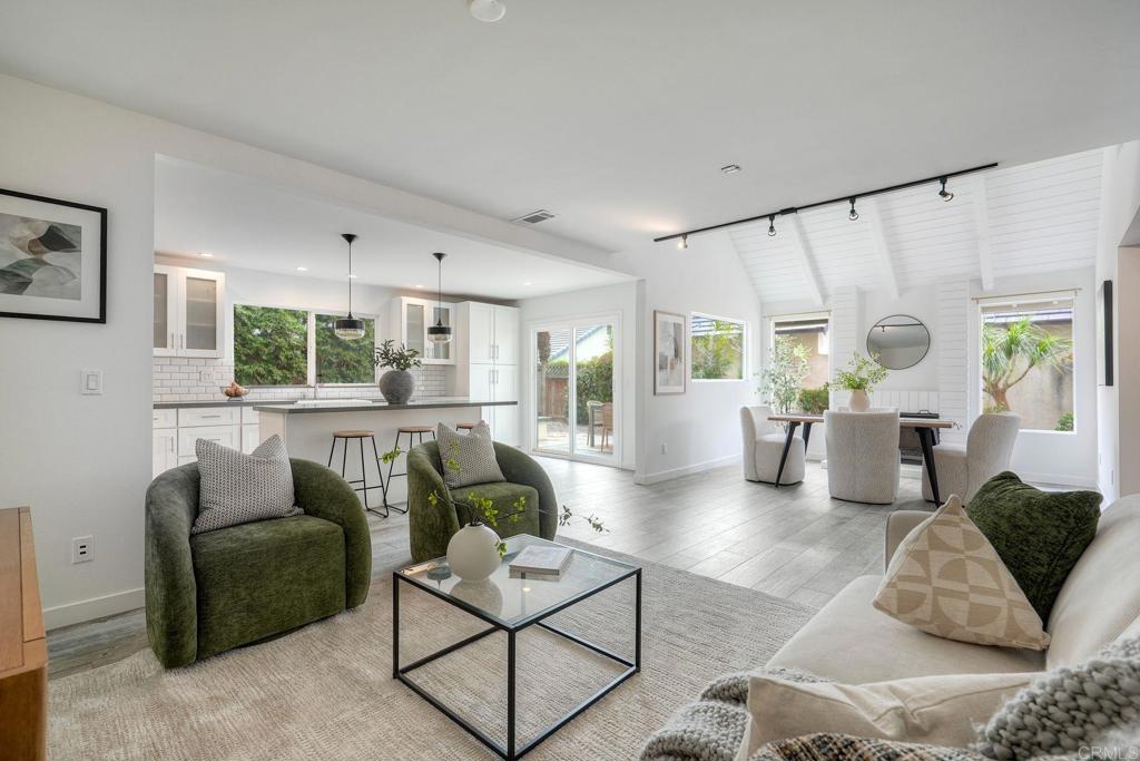 1225 Saint Helene Court