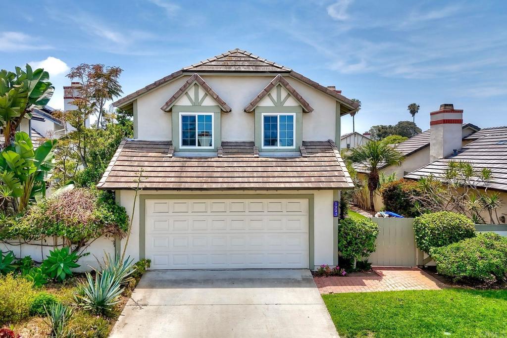 1225 Saint Helene Court