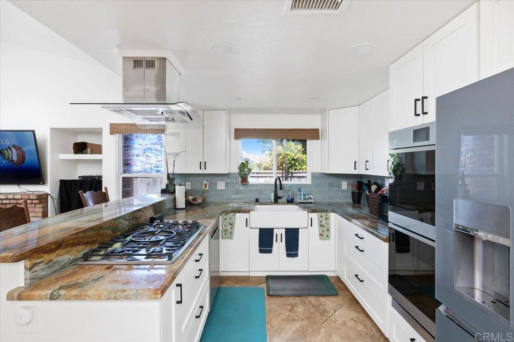 878 Rivertree Drive