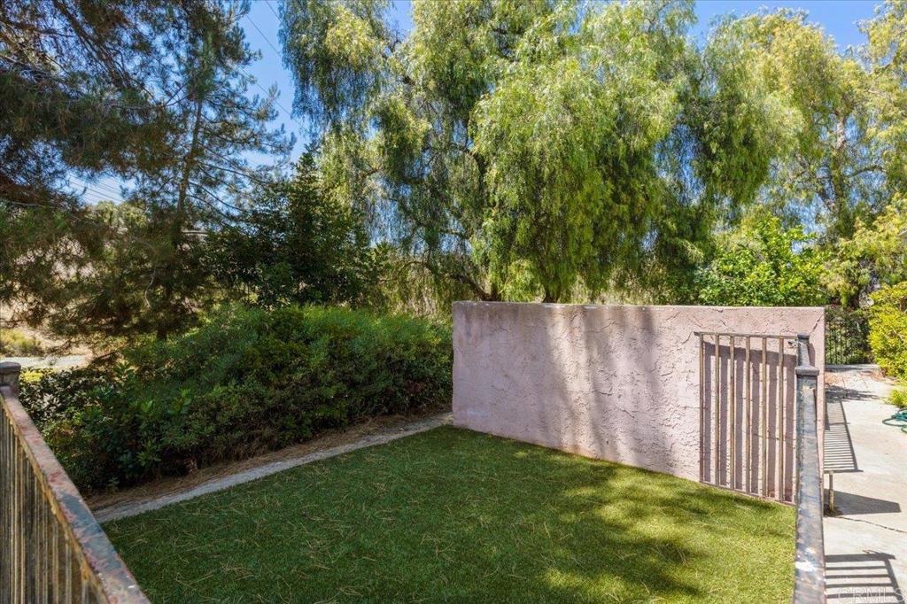878 Rivertree Drive
