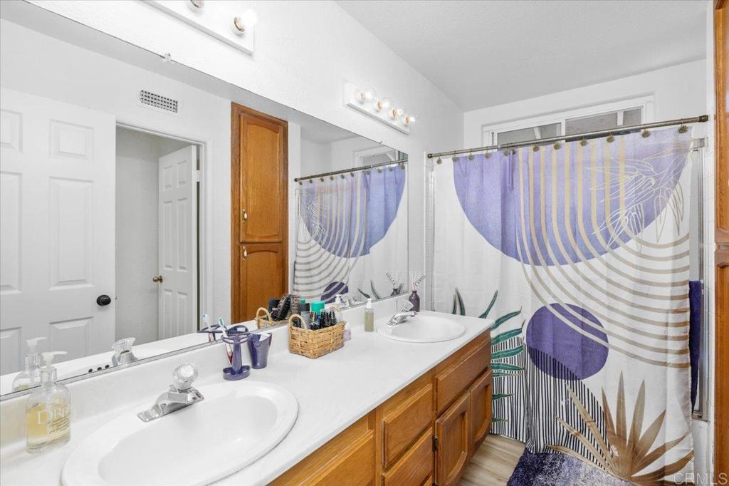 878 Rivertree Drive