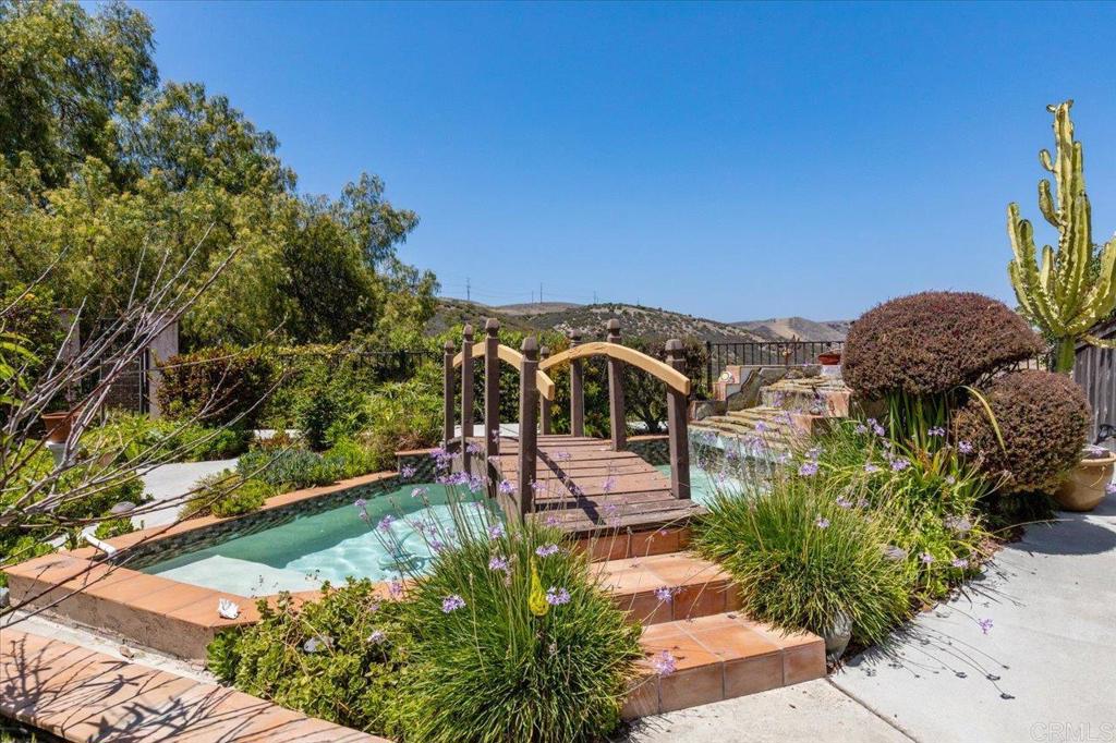 878 Rivertree Drive