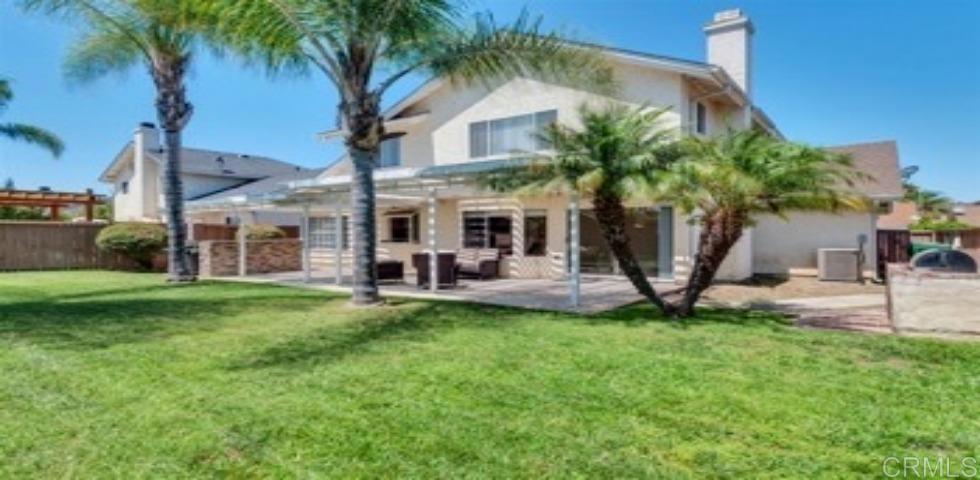 338 Holiday Way