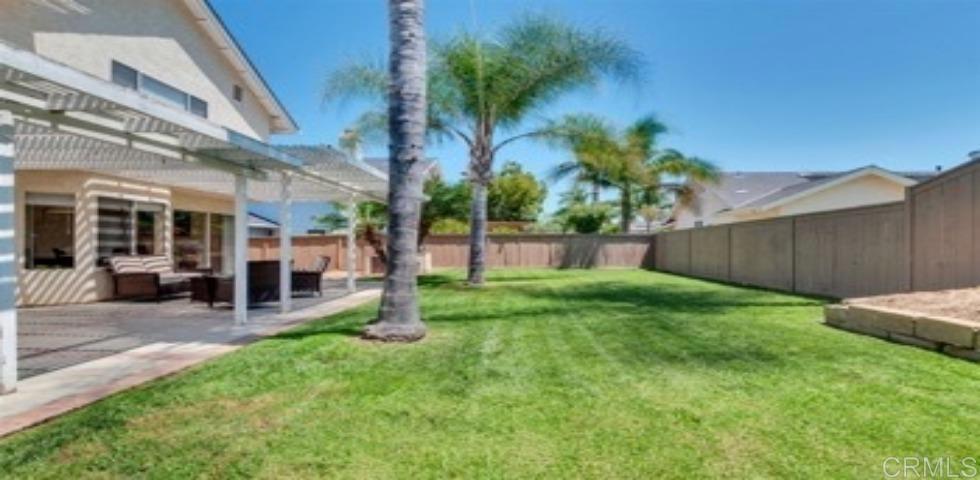 338 Holiday Way