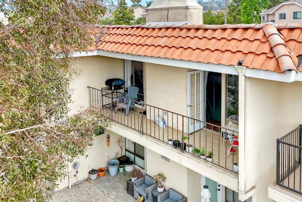 2251 Altisma Way