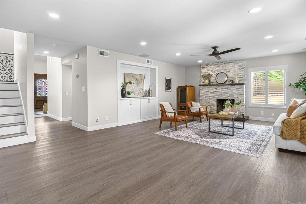 2285 Valley Road