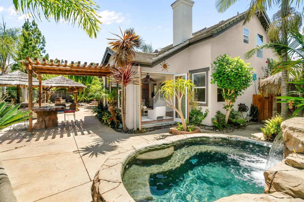 1470 Golden Sunset Dr