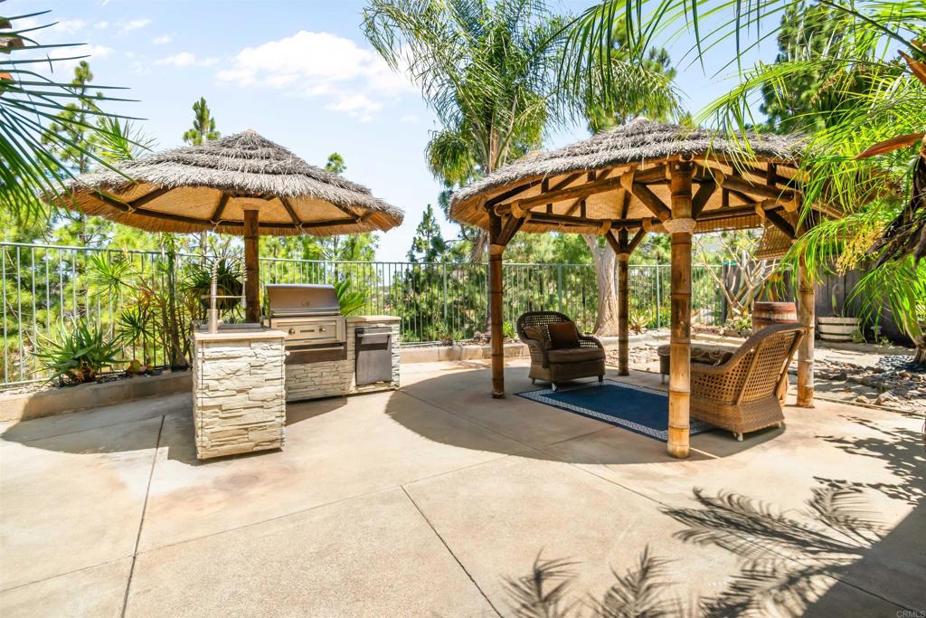 1470 Golden Sunset Dr
