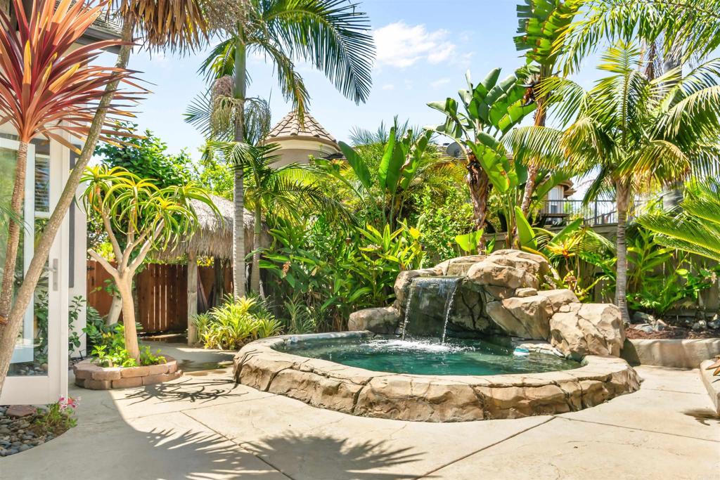 1470 Golden Sunset Dr