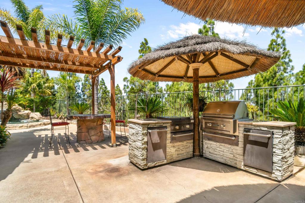 1470 Golden Sunset Dr