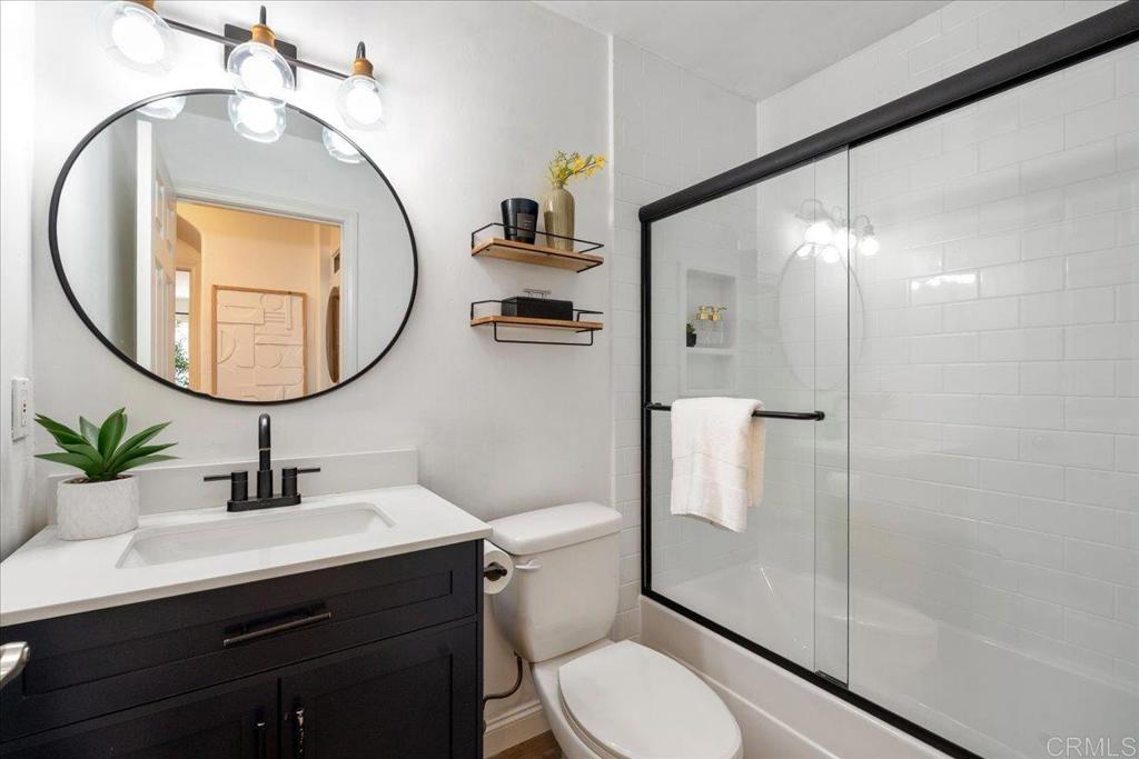 5404 Balboa Arms Dr 469