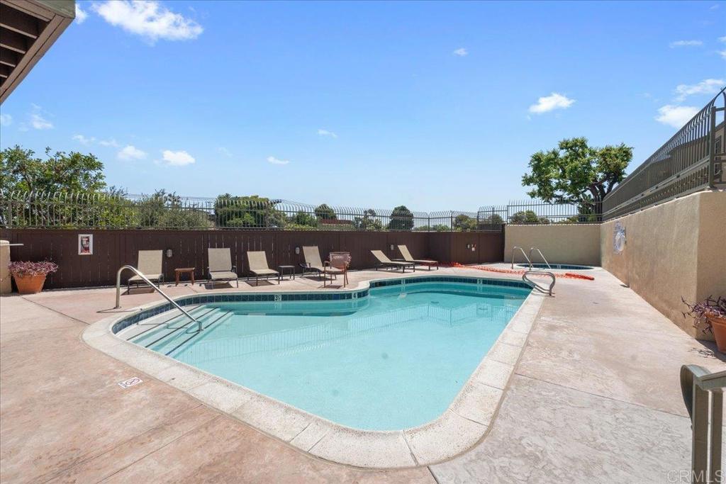 5404 Balboa Arms Dr 469