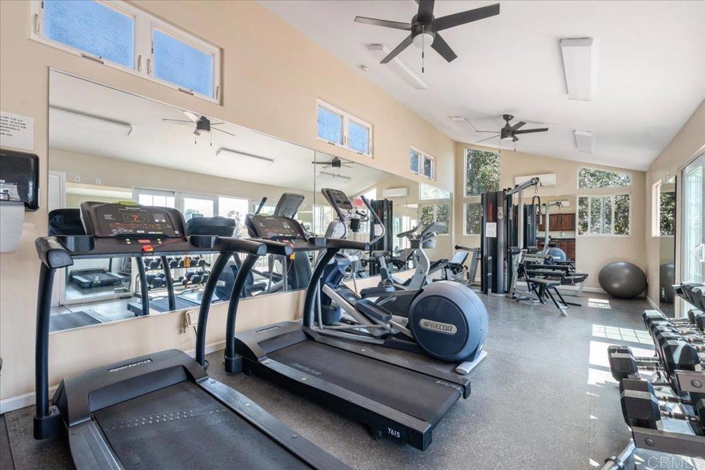 5404 Balboa Arms Dr 469