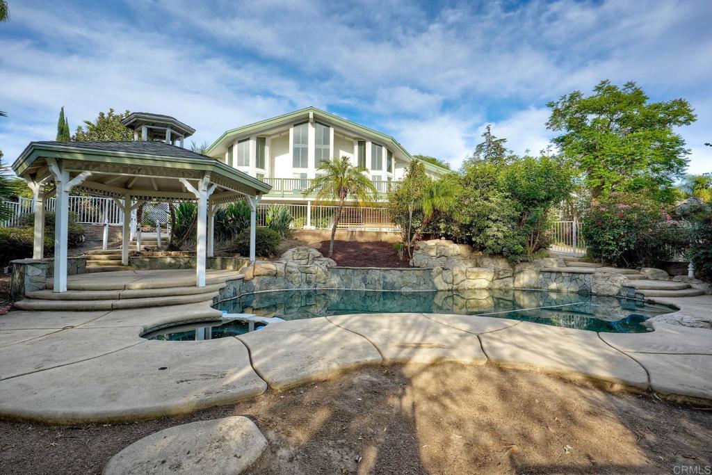 2039 E Mission Road