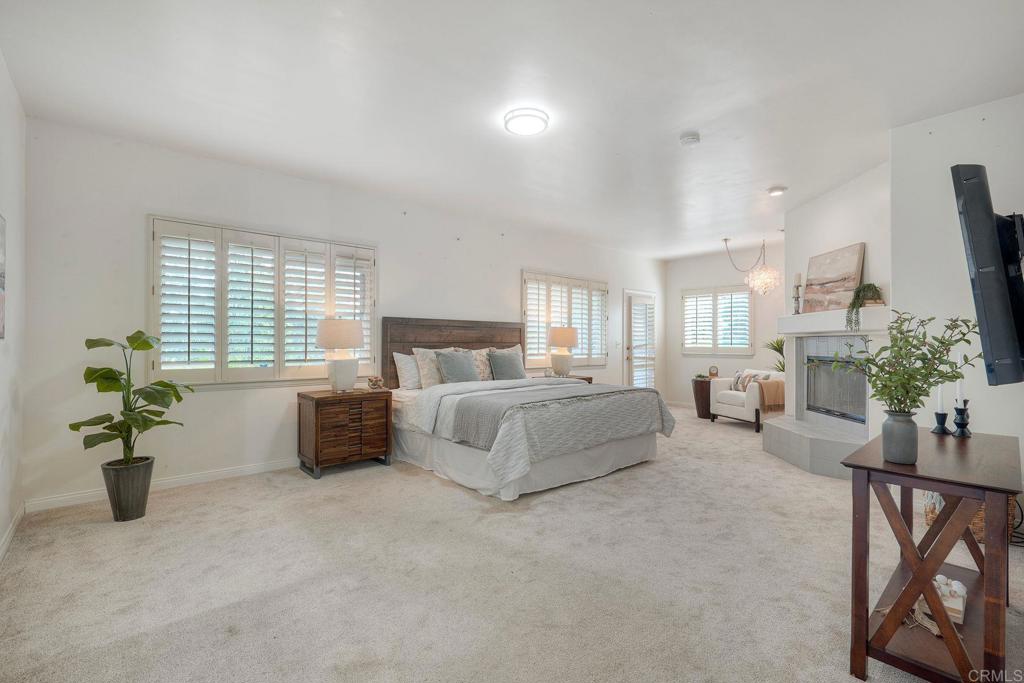 2039 E Mission Road