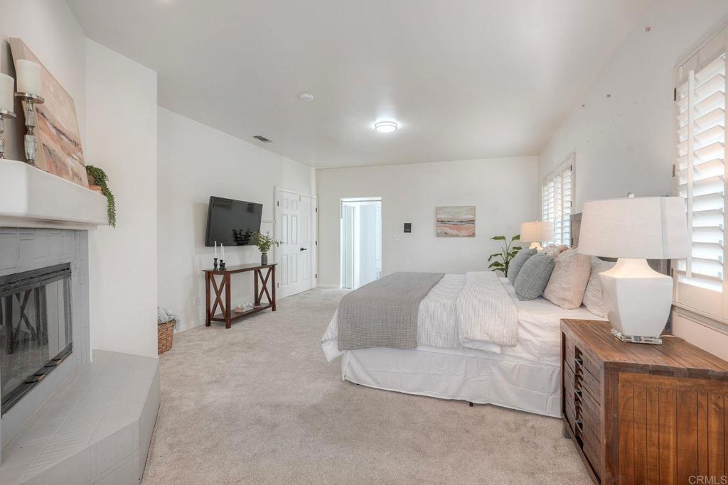 2039 E Mission Road