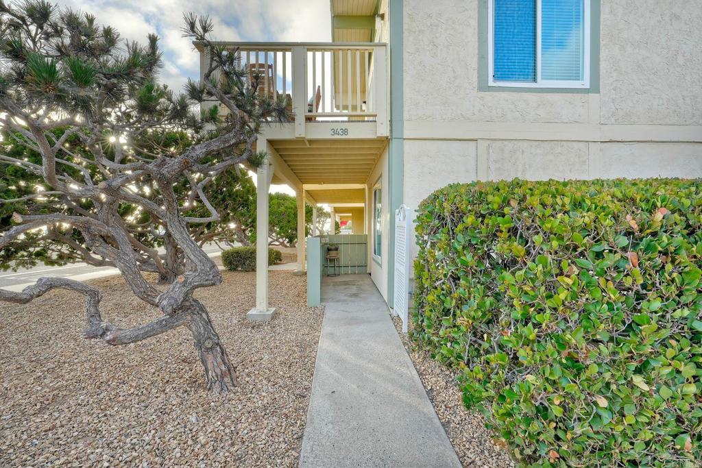 3438 Carlsbad Boulevard
