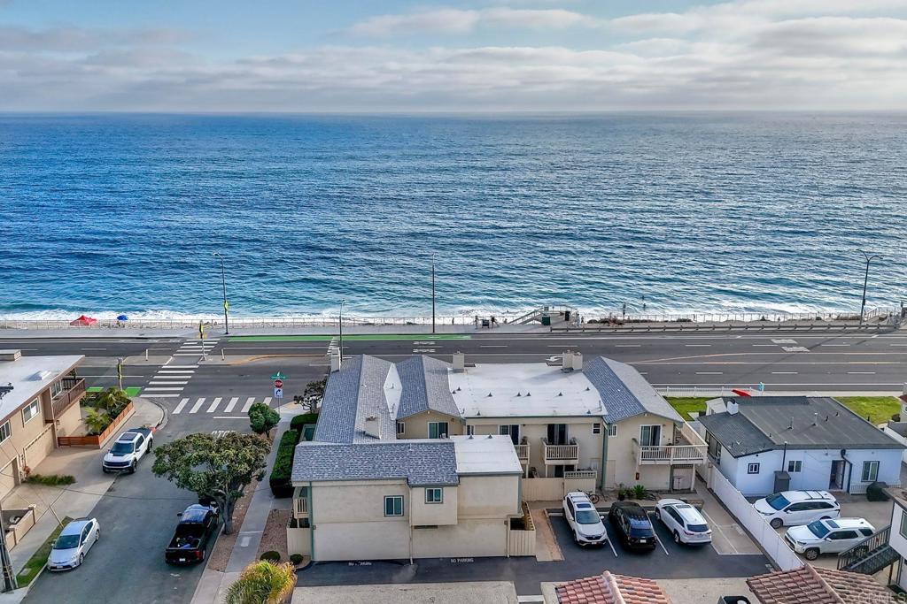 3438 Carlsbad Boulevard