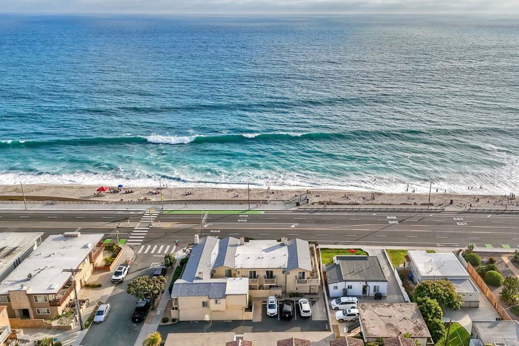 3438 Carlsbad Boulevard