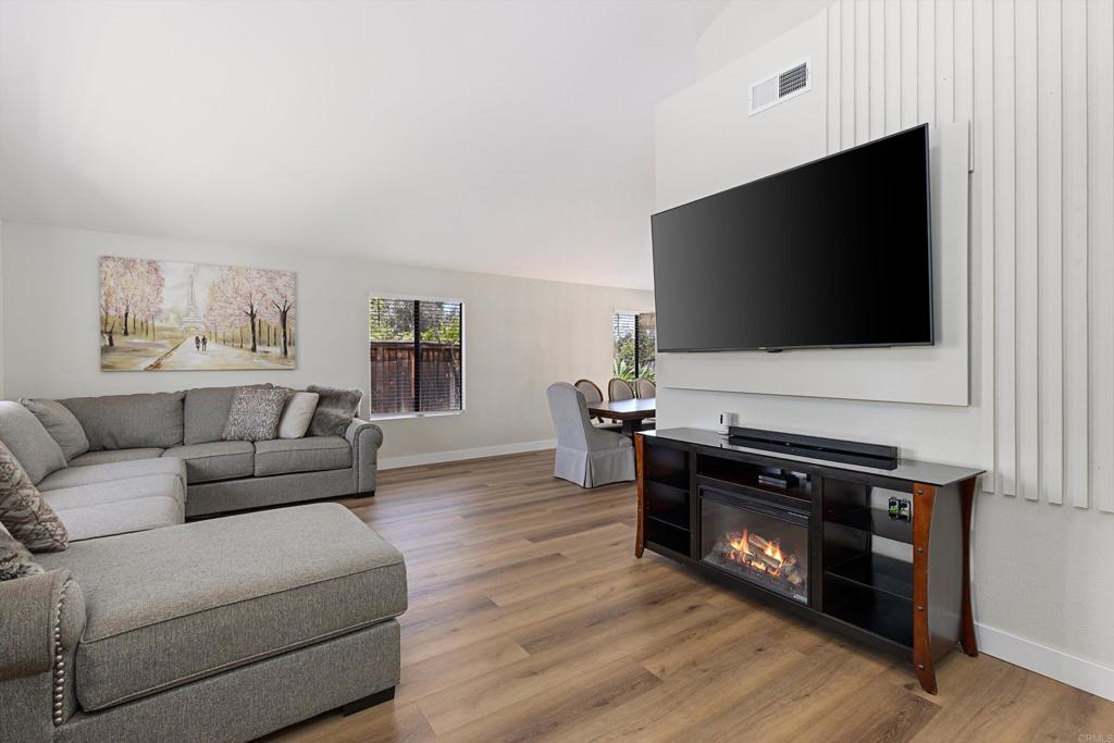 1107 Casa Bonita Way