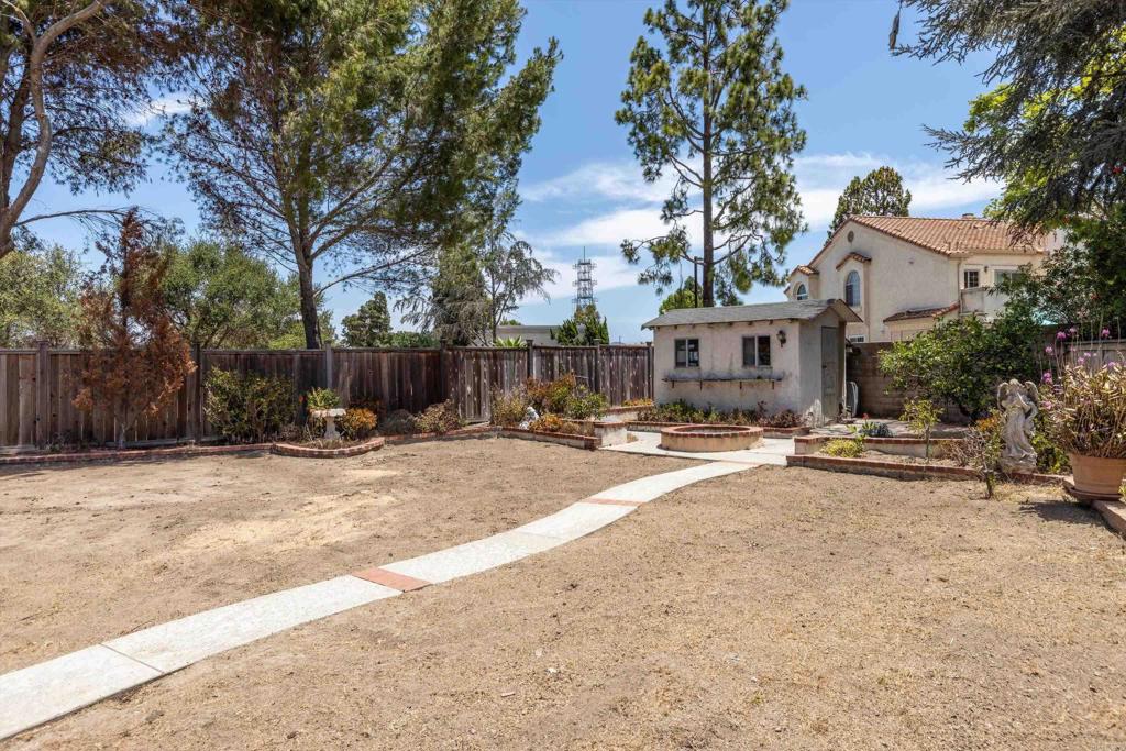 1107 Casa Bonita Way