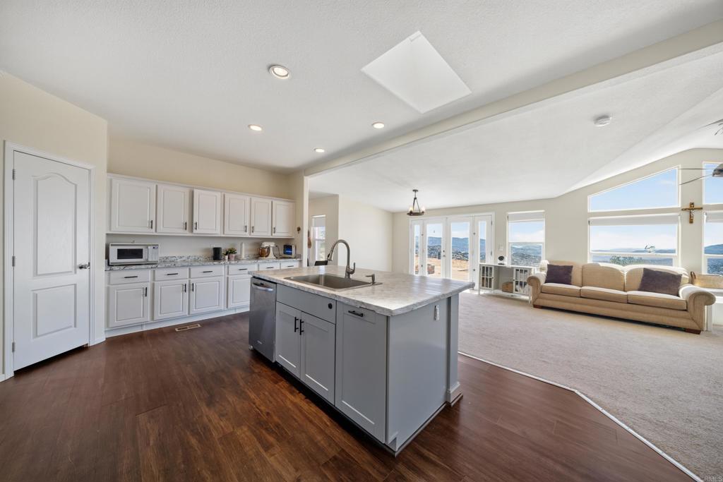 61833 High Country Trail