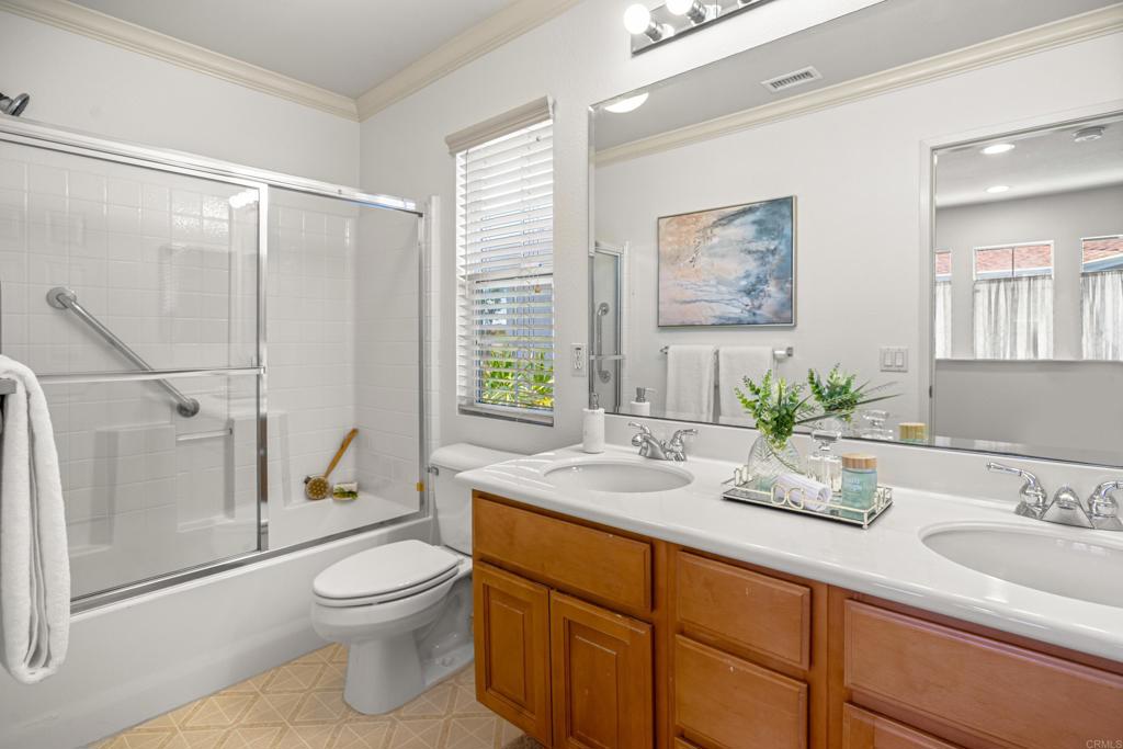 6933 Catamaran Drive