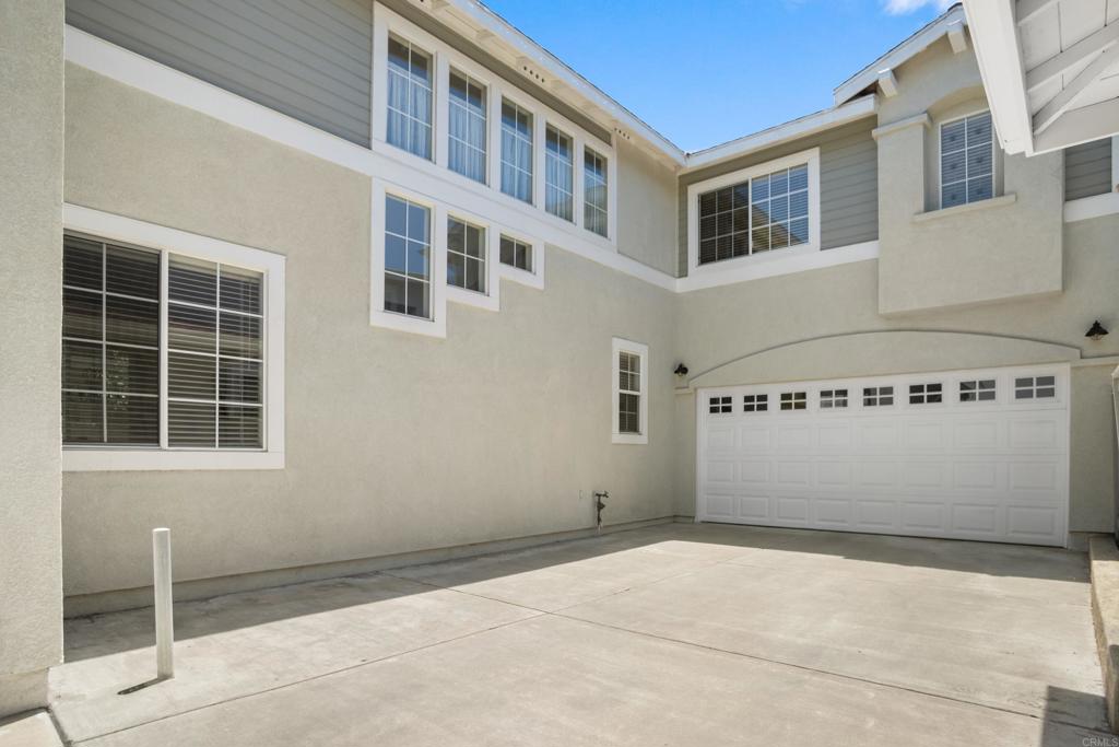 6933 Catamaran Drive