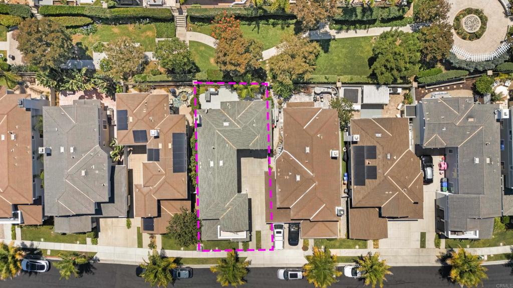 6933 Catamaran Drive