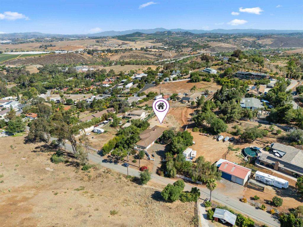 1060 Evergreen Lane