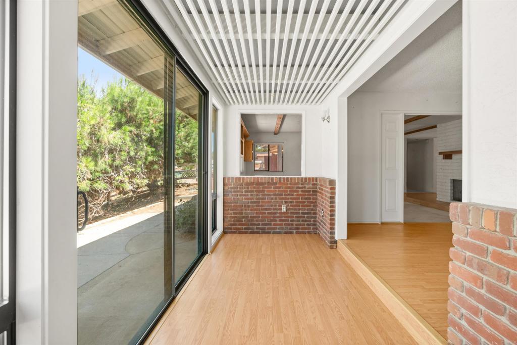 1060 Evergreen Lane