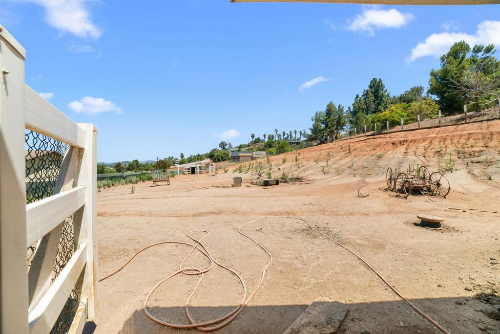 1060 Evergreen Lane