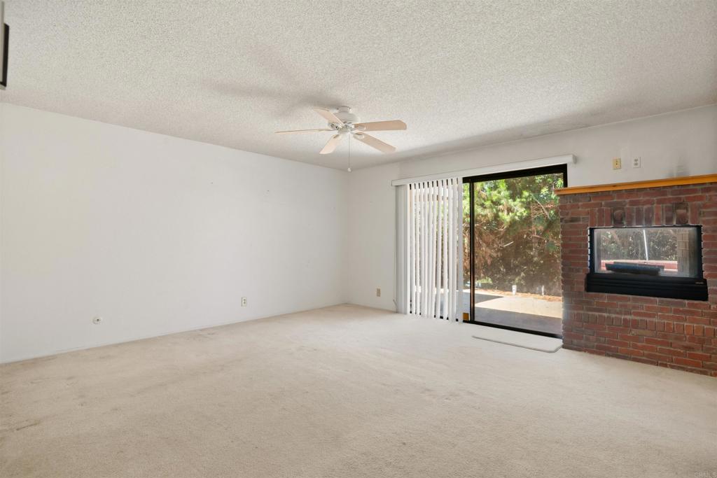 1060 Evergreen Lane