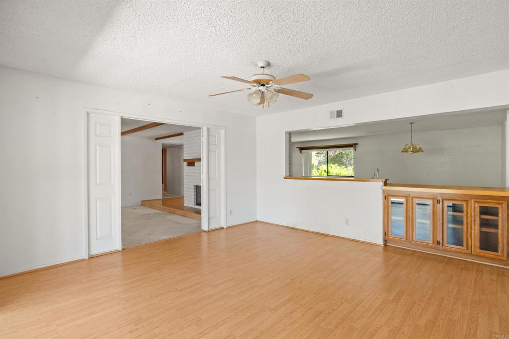 1060 Evergreen Lane