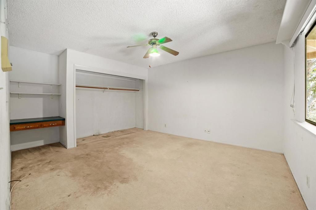 1060 Evergreen Lane