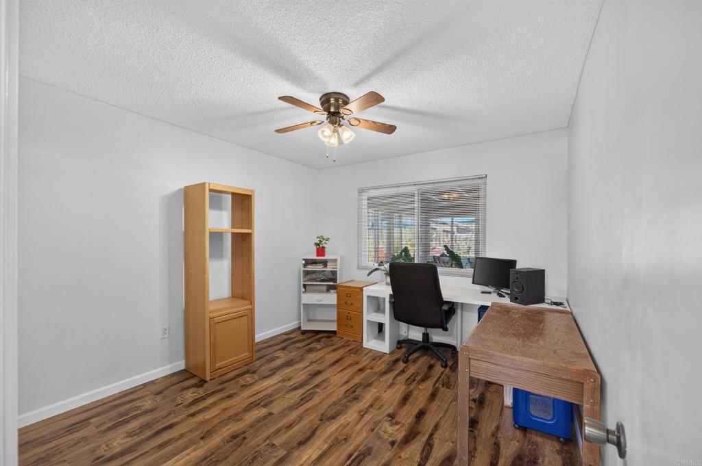 1536 Rolling Hills