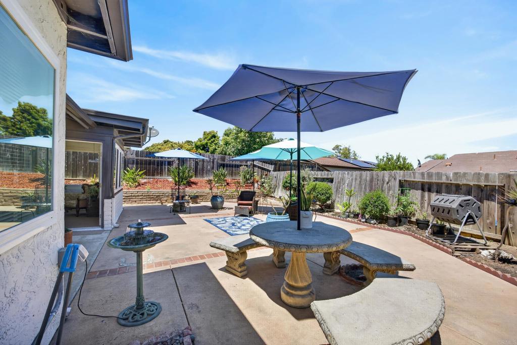 1536 Rolling Hills