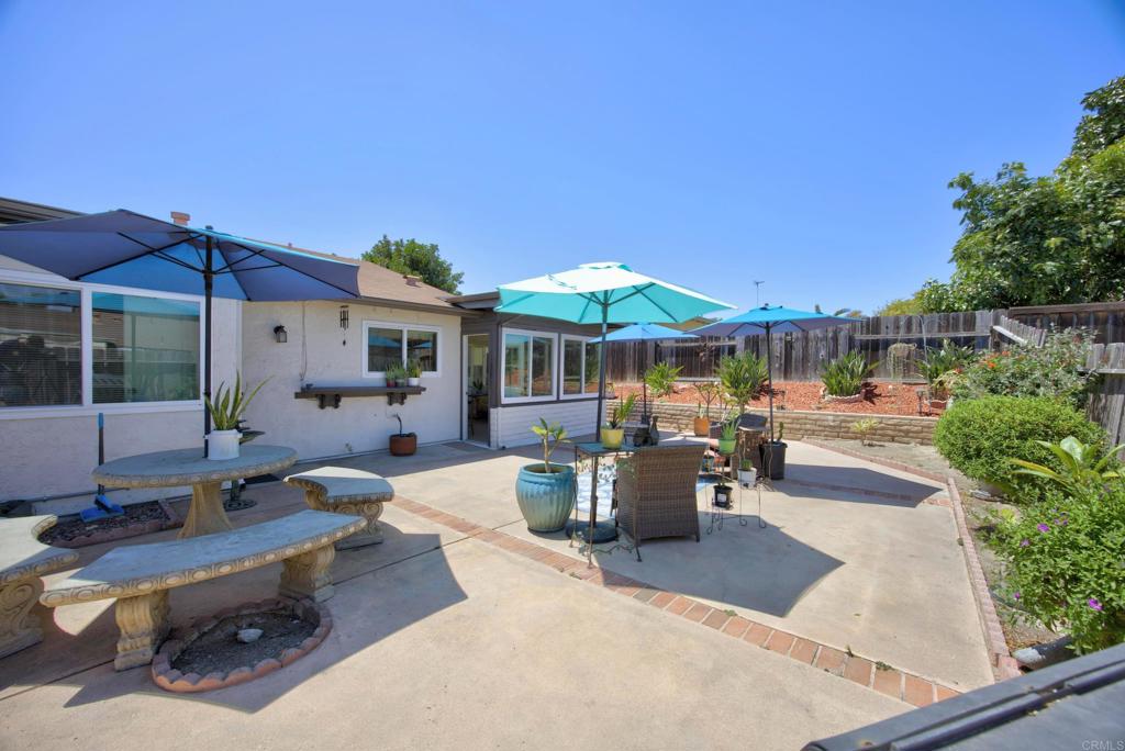 1536 Rolling Hills