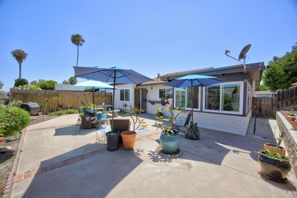 1536 Rolling Hills