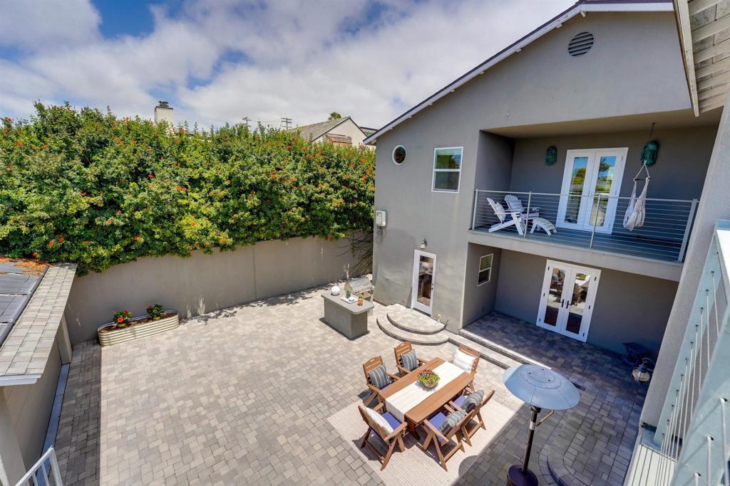 2020 Willow Street