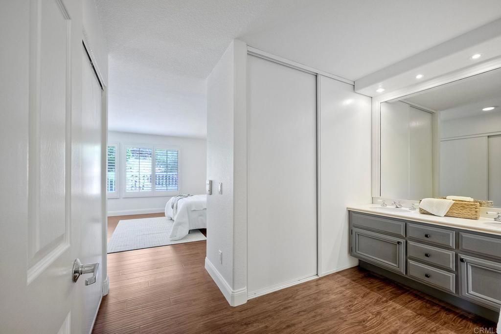 5033 Santorini Way