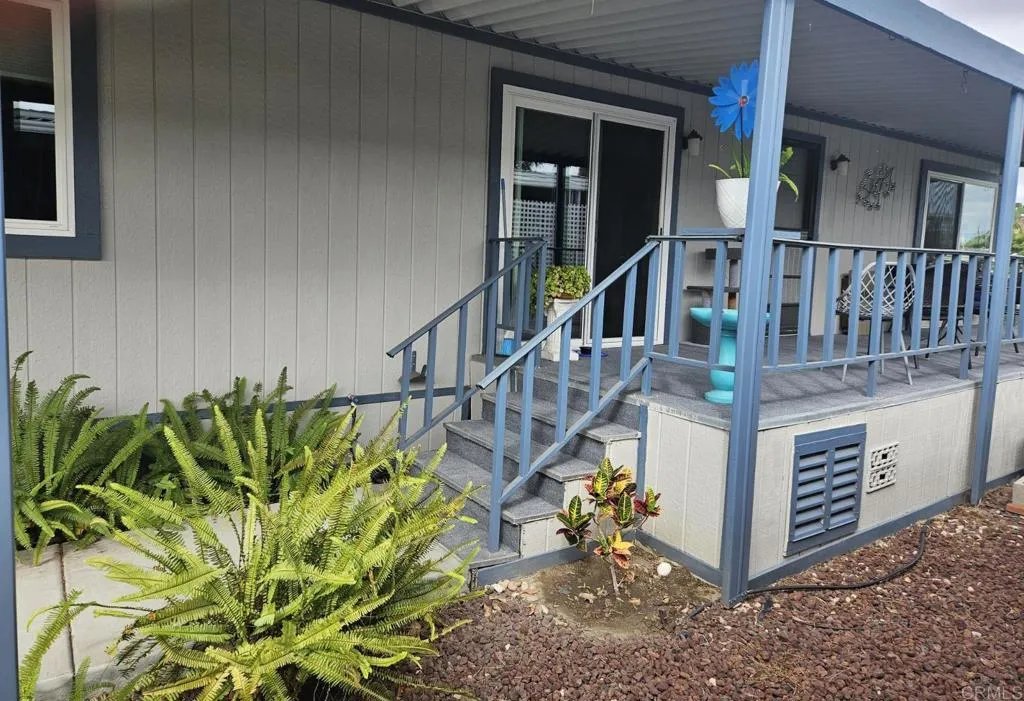 276 N El Camino Real Unit 104