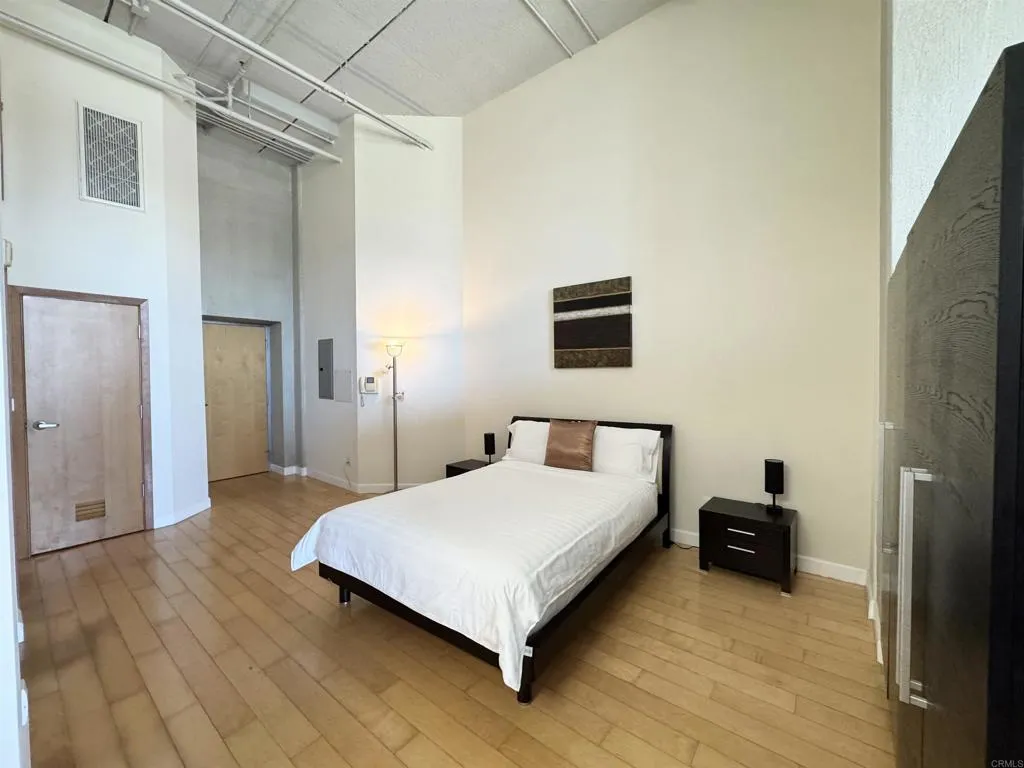 550 Seagaze Drive Unit 2
