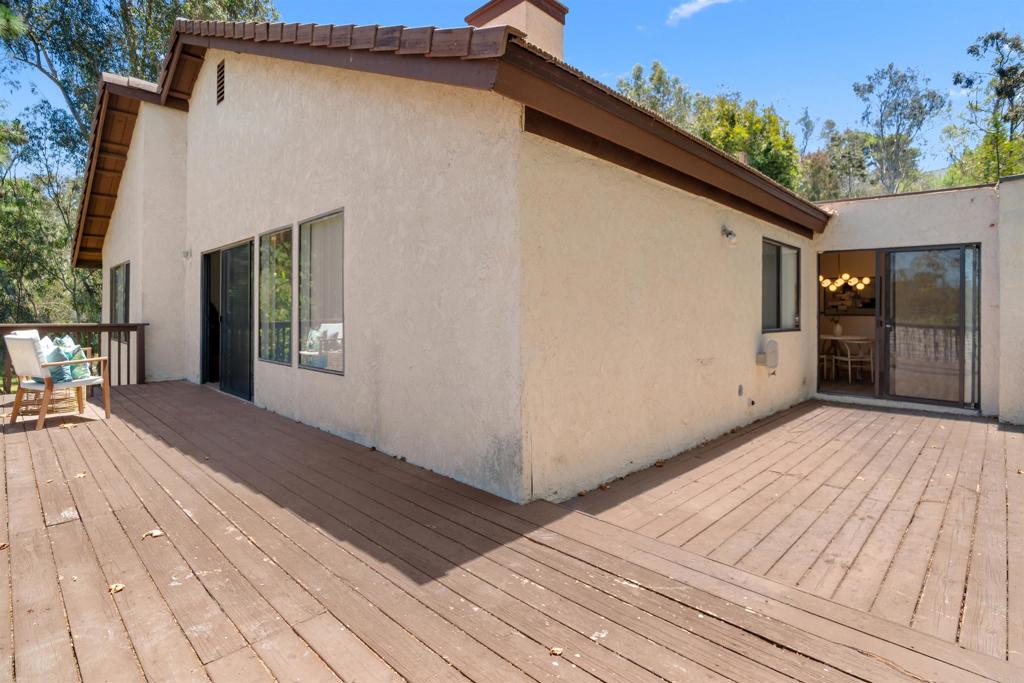 968 Mimosa Avenue