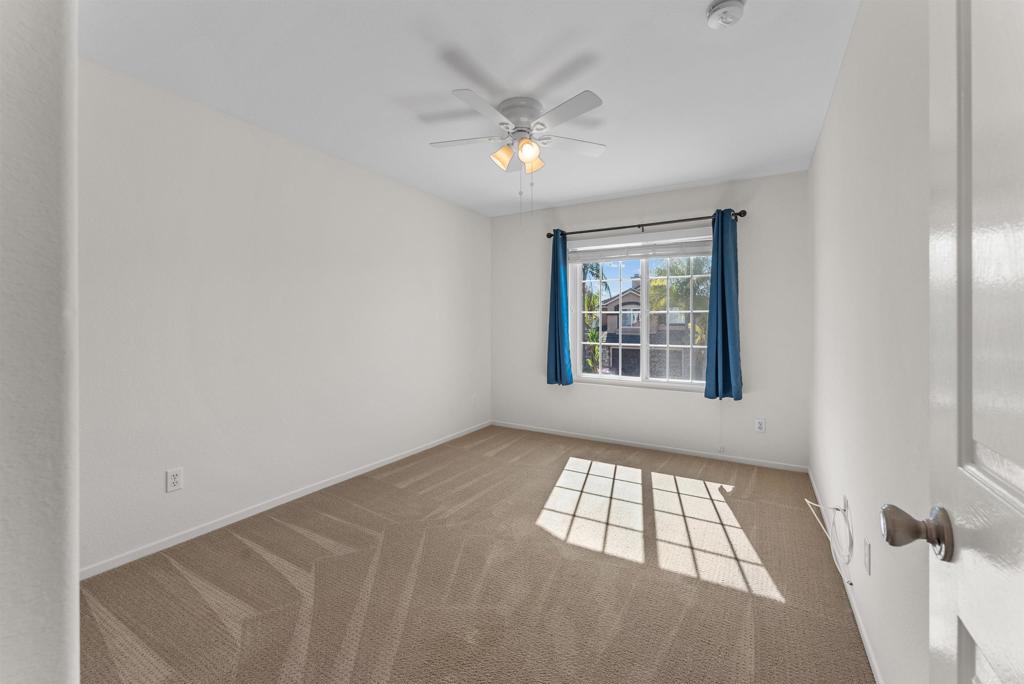 2462 Bear Rock Gln