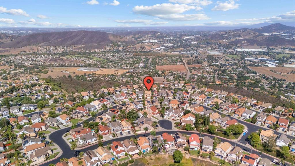 2462 Bear Rock Gln