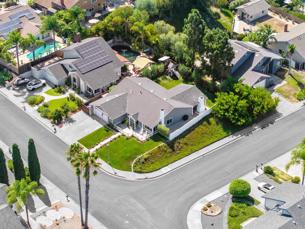 2929 Gaviota Circle