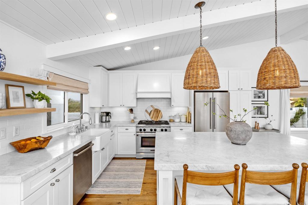 2929 Gaviota Circle